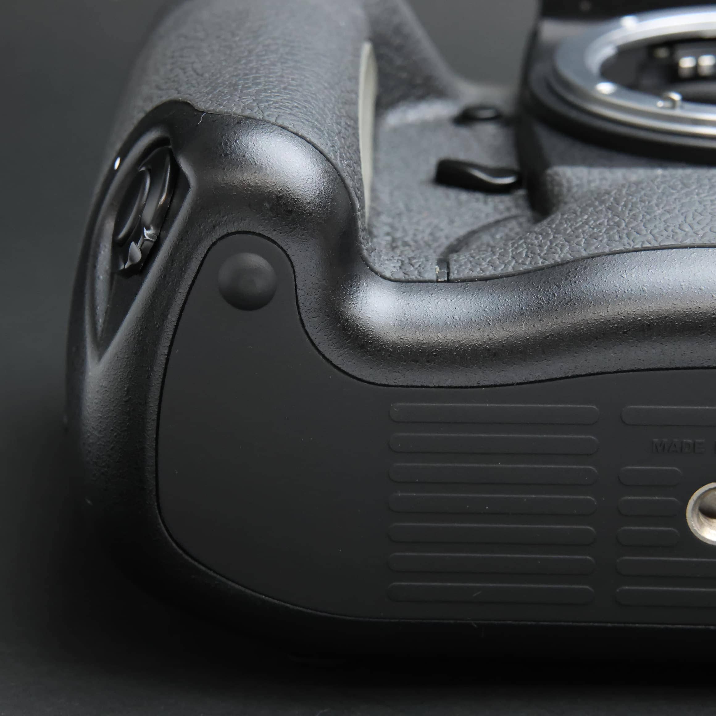 中古)Nikon (ニコン) F5 50th（商品ID：3717020223254）詳細ページ
