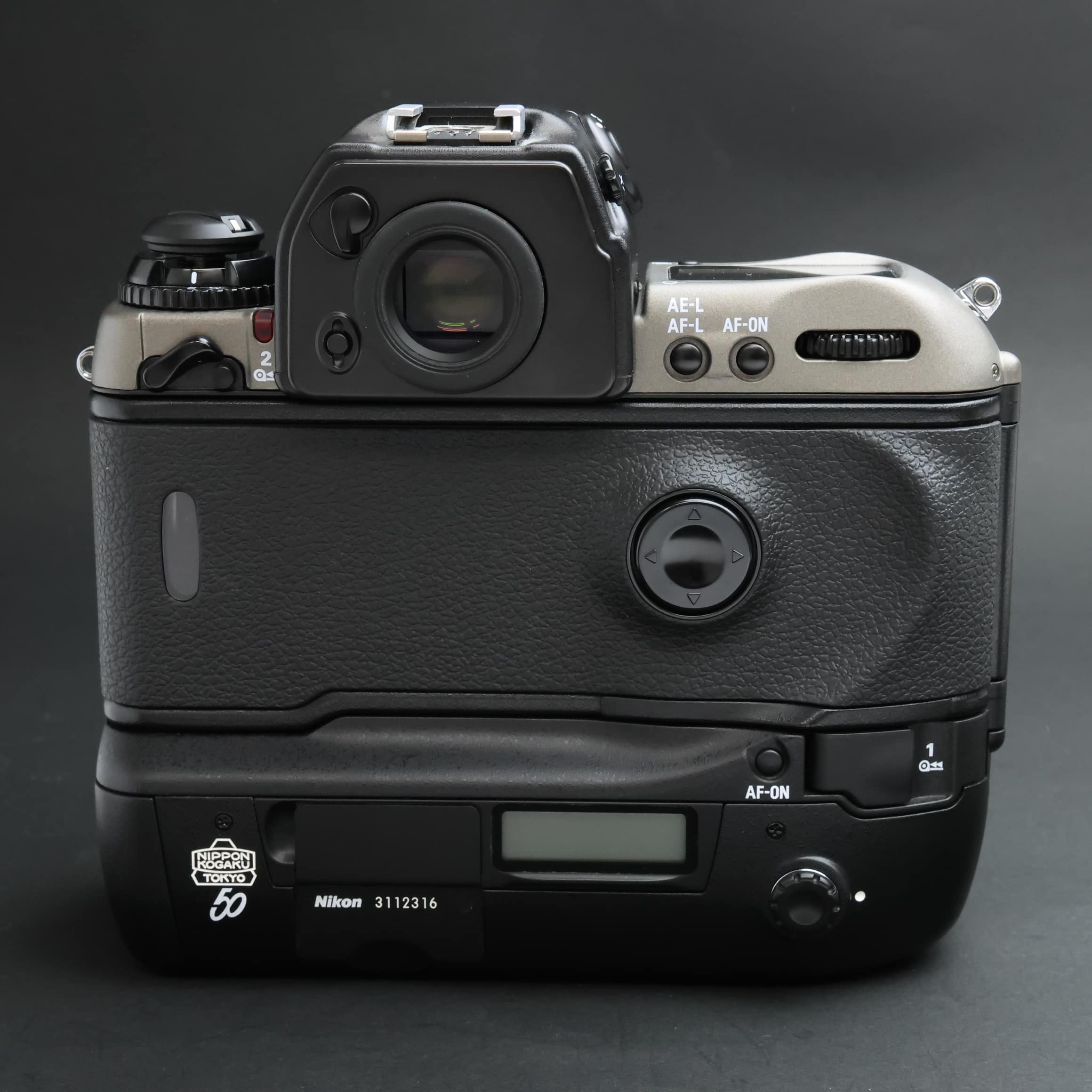 中古)Nikon (ニコン) F5 50th（商品ID：3717020223254）詳細ページ