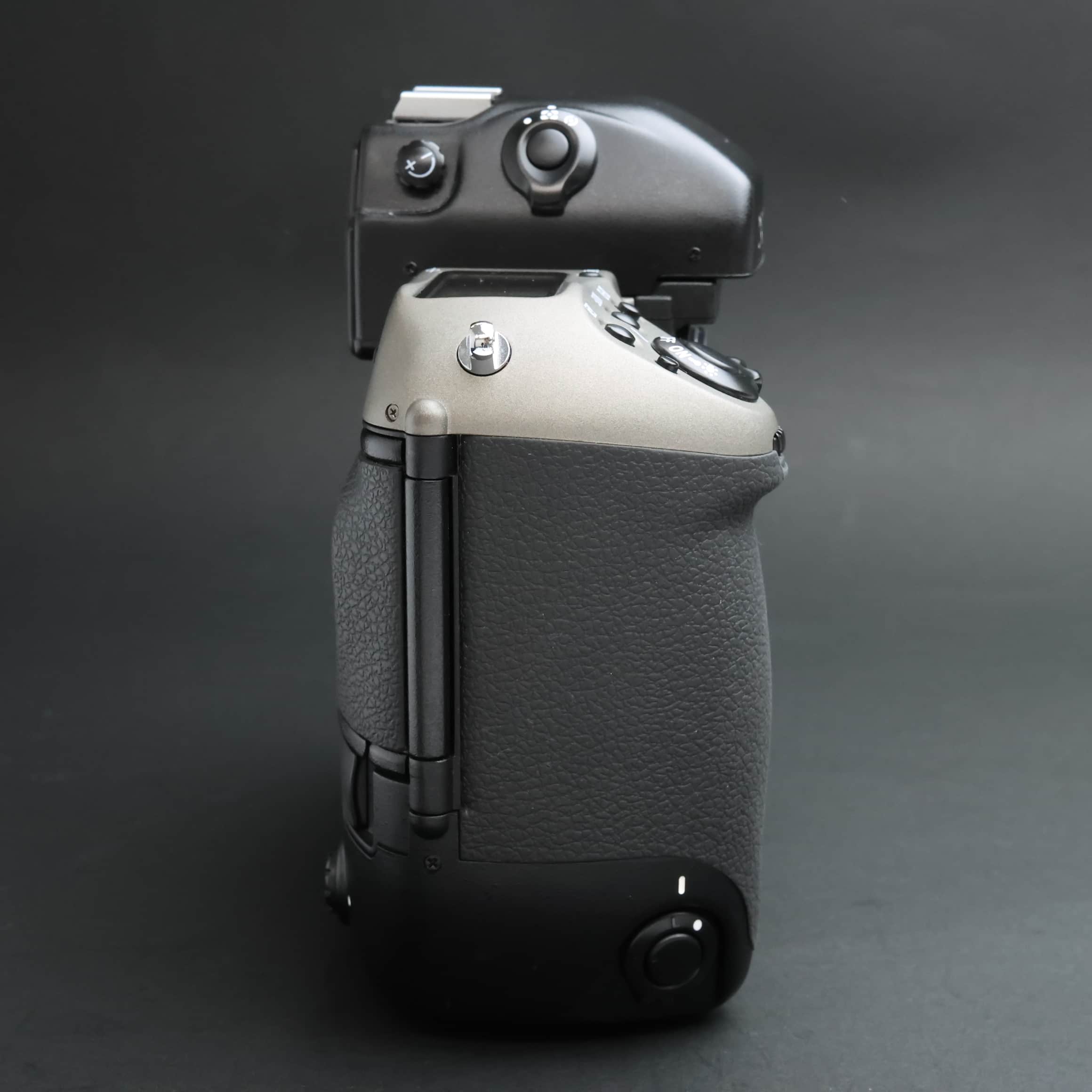 中古)Nikon (ニコン) F5 50th（商品ID：3717020223254）詳細ページ