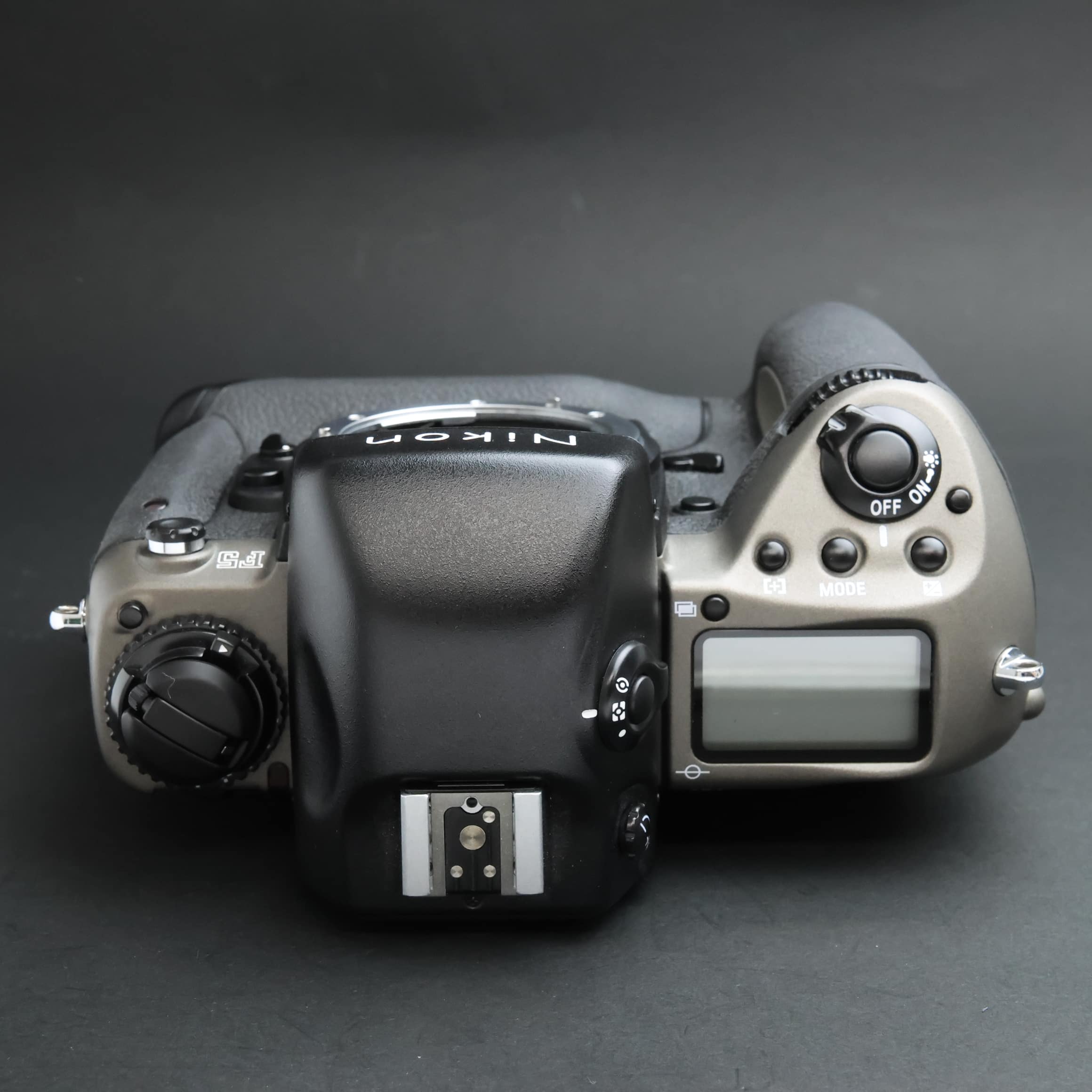 美品 完動品 Nikon F5アクセサリーセット 中古ニコンアクセサリー