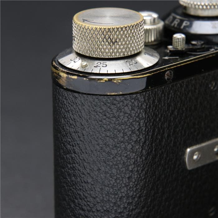 Leica A型 5桁 エルマー Leica A型 (新エルマー50mm F3.5付)」 35mmカメラの祖であり