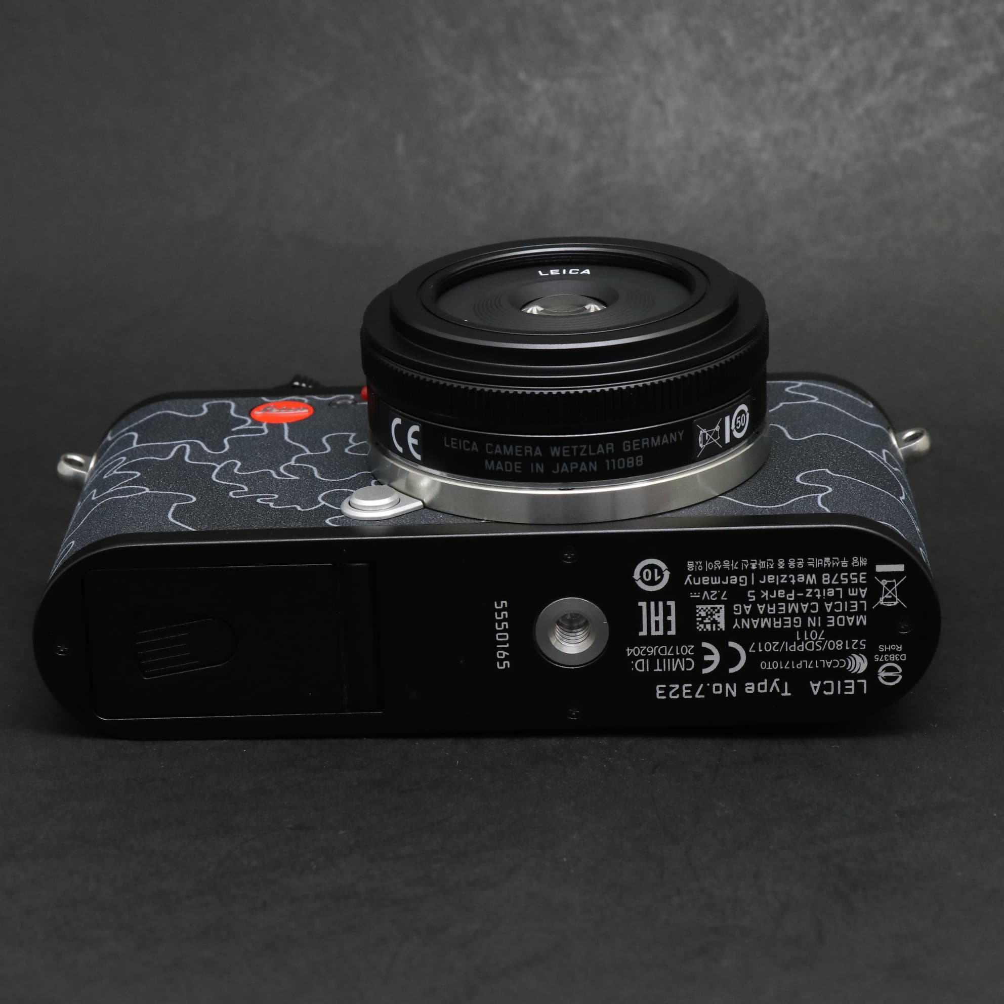 Leica ライカ CL ジャンク品 中古)Leica (ライカ) CL URBAN JUNGLE by JEAN PIGOZZI（商品ID