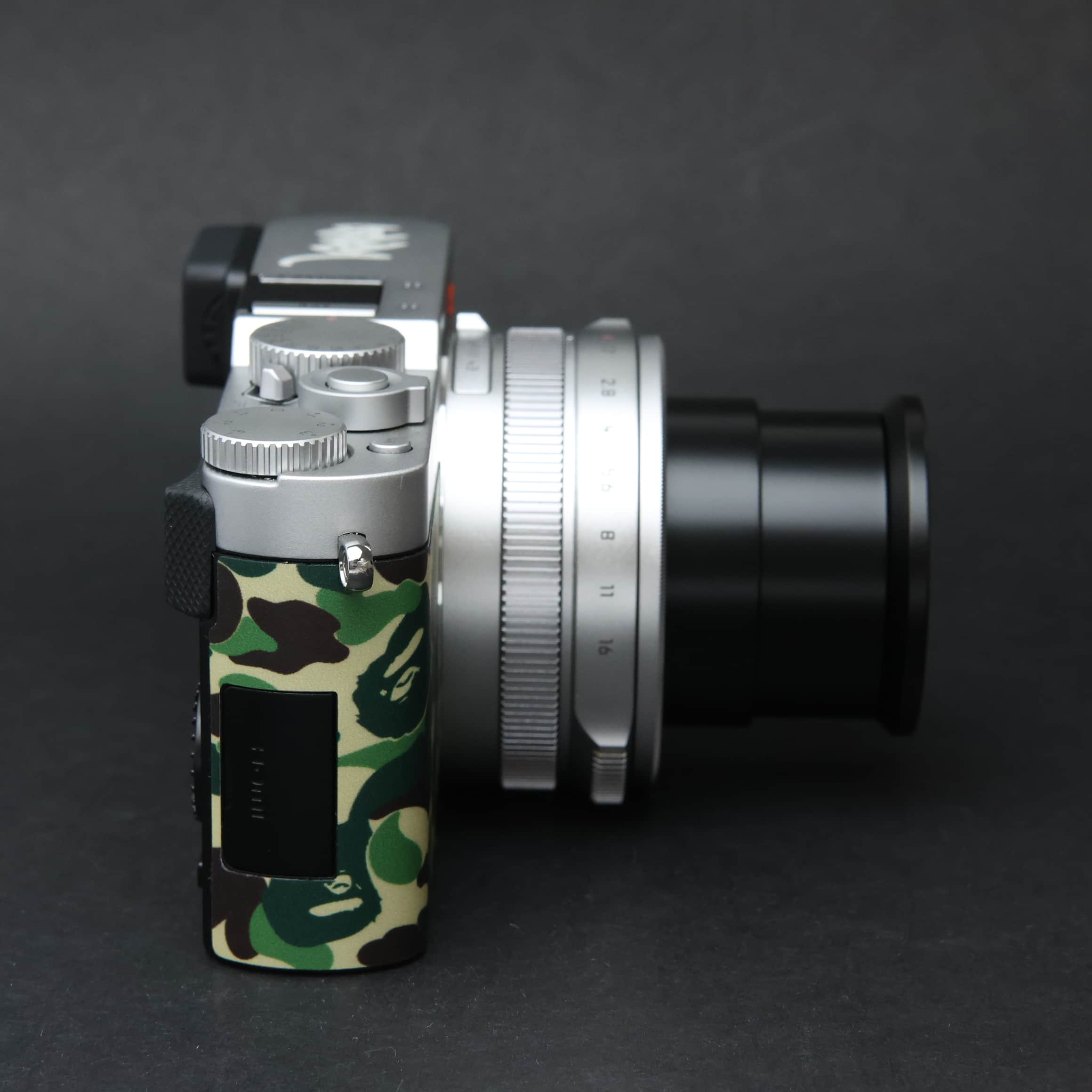 Leica D-LUX 7 A BATHlNG APE × STASH シルバー Leica ライカ D-LUX 7 A BATHlNG APE × STASH シルバー : フラッグ