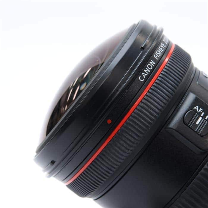 EF8-15mm F4L フィッシュアイ USM