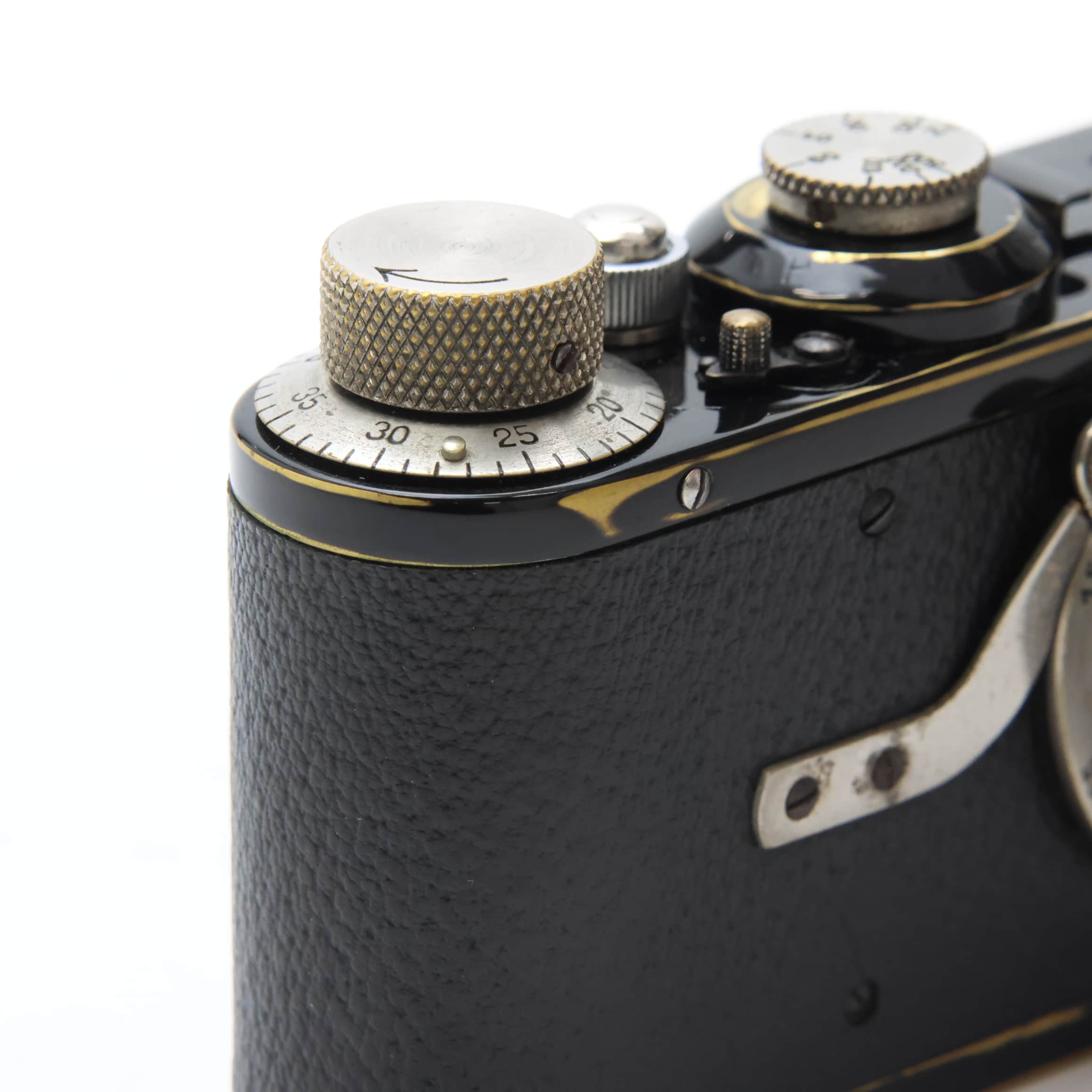 ブラックライカDⅡ 、エルマー50mmf3.51936年製 LEICA(ライカ) DIII ブラック ニッケルエルマー50mmF3.5付き | 新宿