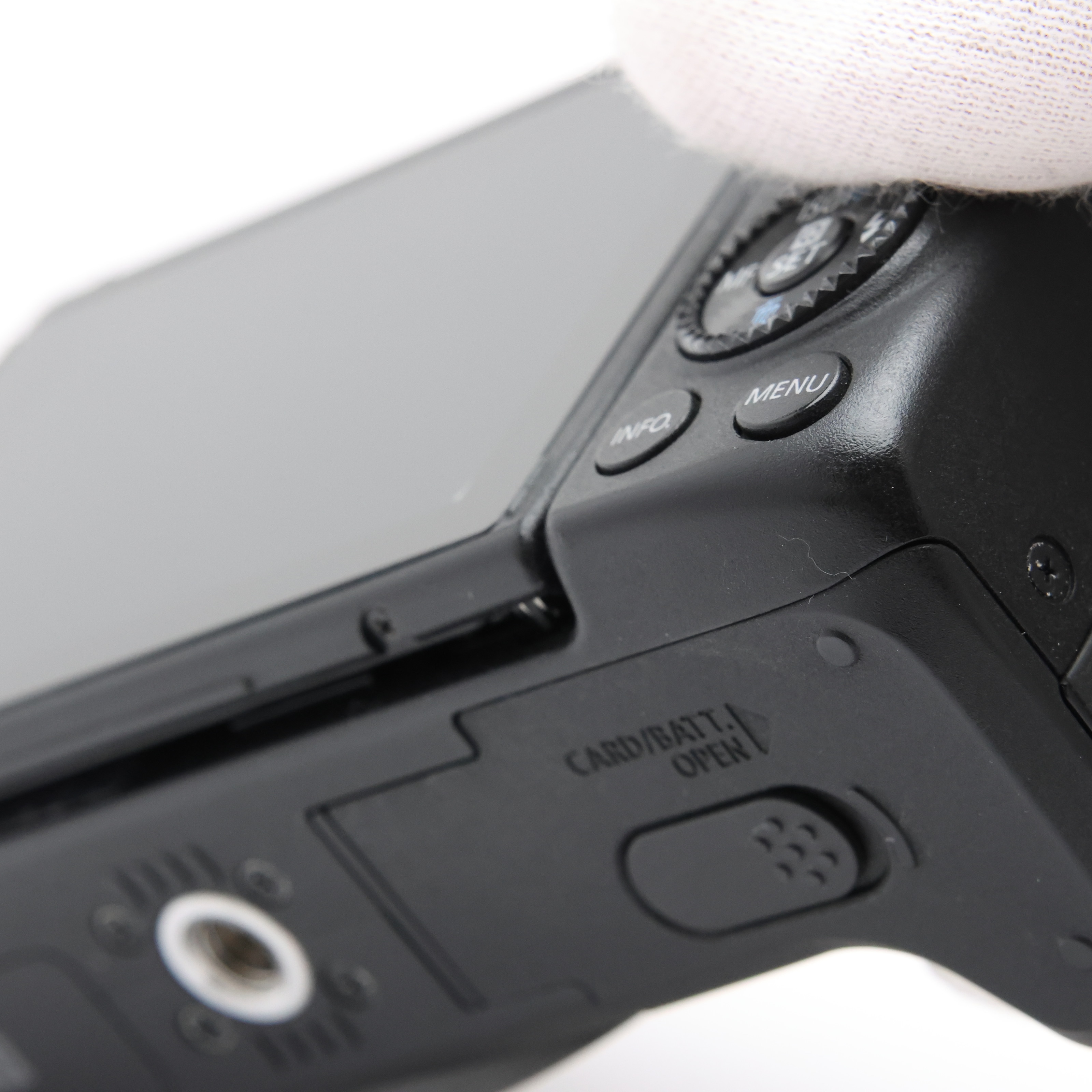 中古)Canon (キヤノン) EOS M3 ダブルズームEVFキット ブラック（商品