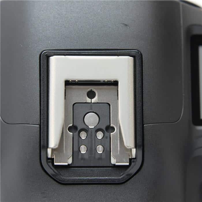 EOS R5 Mark II ボディ