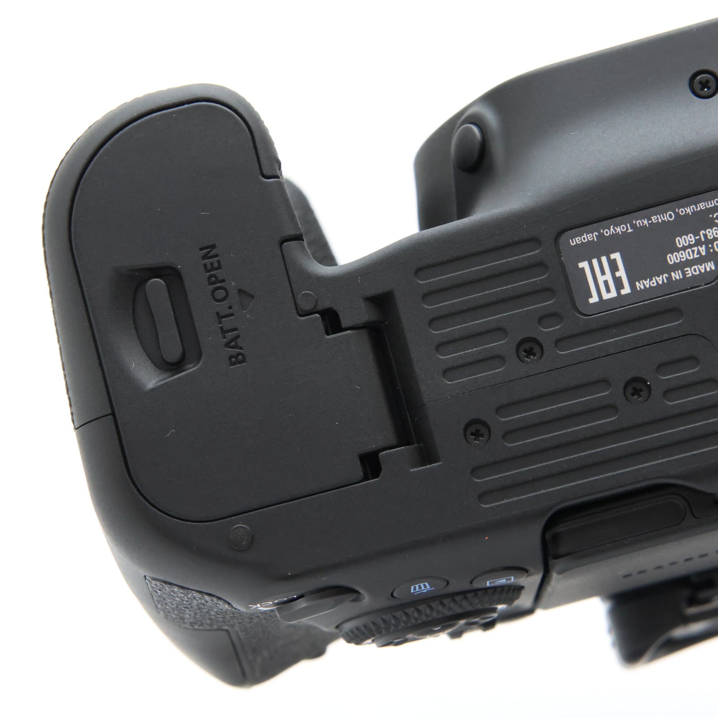 中古)Canon (キヤノン) EOS 90D EF-S18-135 IS USM レンズキット（商品 