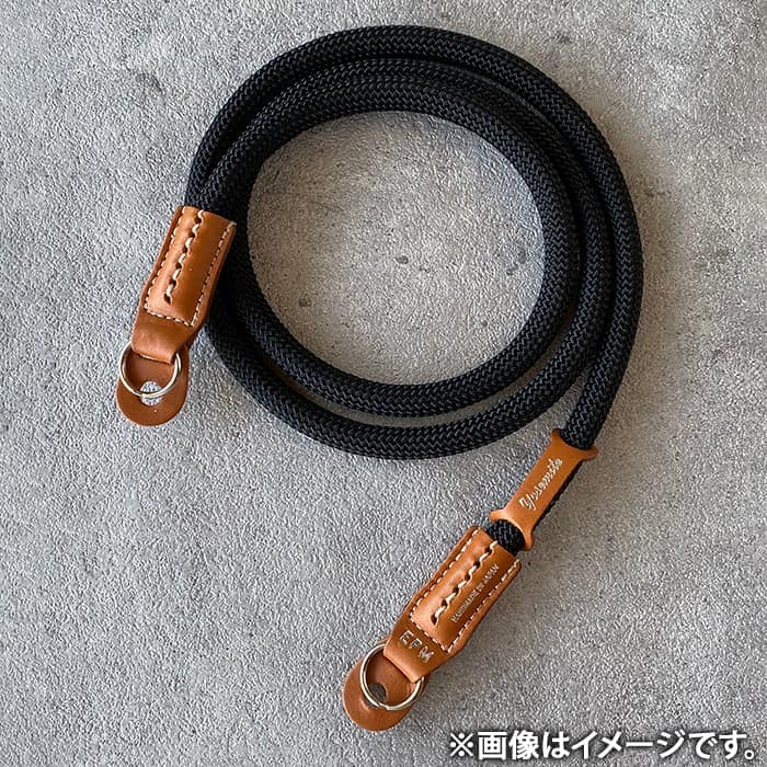 新品)YOSEMITE（ヨセミテ） YOSEMITE CAMERA STRAP 126cm HUNTER