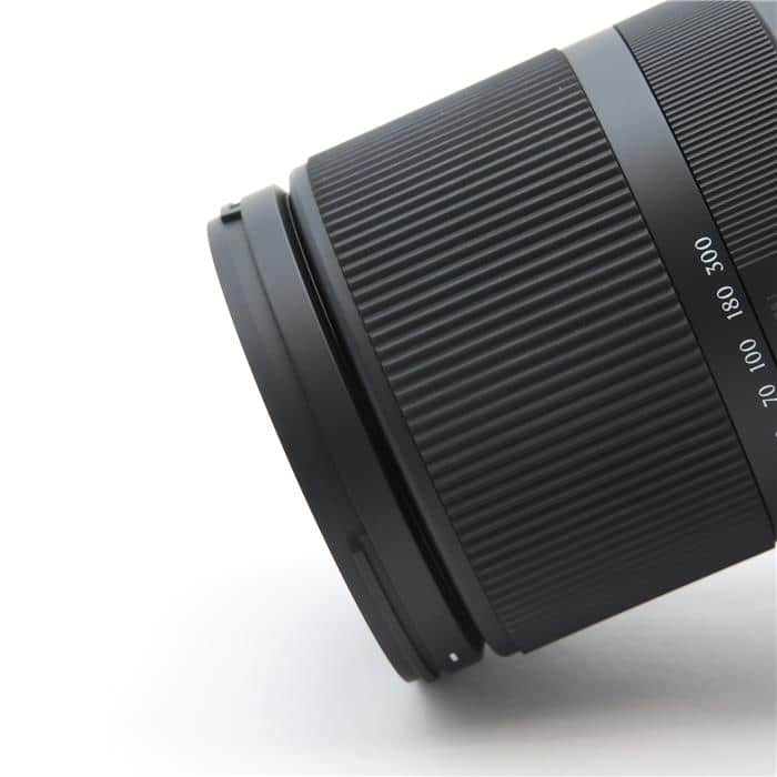 Contemporary 16-300mm F3.5-6.7 DC OS(ソニーE/APS-C用)