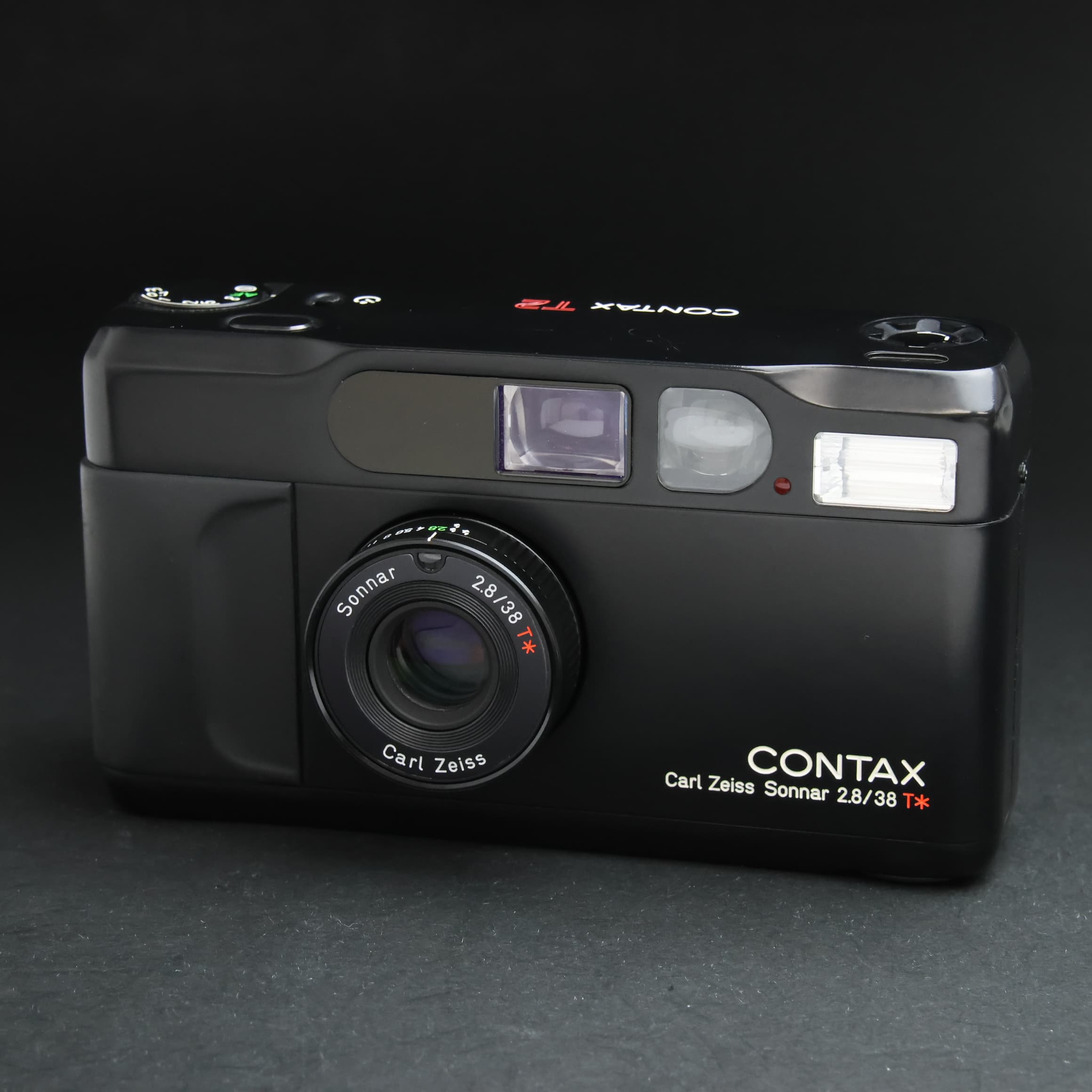 CONTAX T2 ブラック Amazon.com : Contax T2 Titanium Black 35mm Film Camera : Electronics