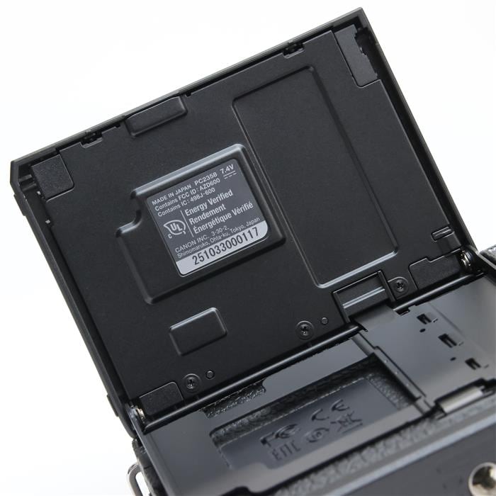 EOS M6 Mark II ボディ