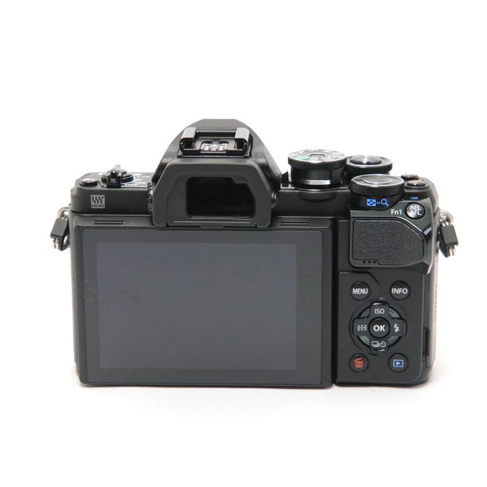 中古 Olympus オリンパス Om D E M10 Mark Iii ボディ ブラック 商品id 詳細ページ デジタルカメラ ミラーレスカメラ 交換レンズの総合サイト マップカメラ 中古 Olympus オリンパス Om D E M10 Mark Iii ボディ ブラック 商品id 詳細ページ デジタルカメラ ミラーレスカメラ 交換レンズの総合サイト マップカメラ