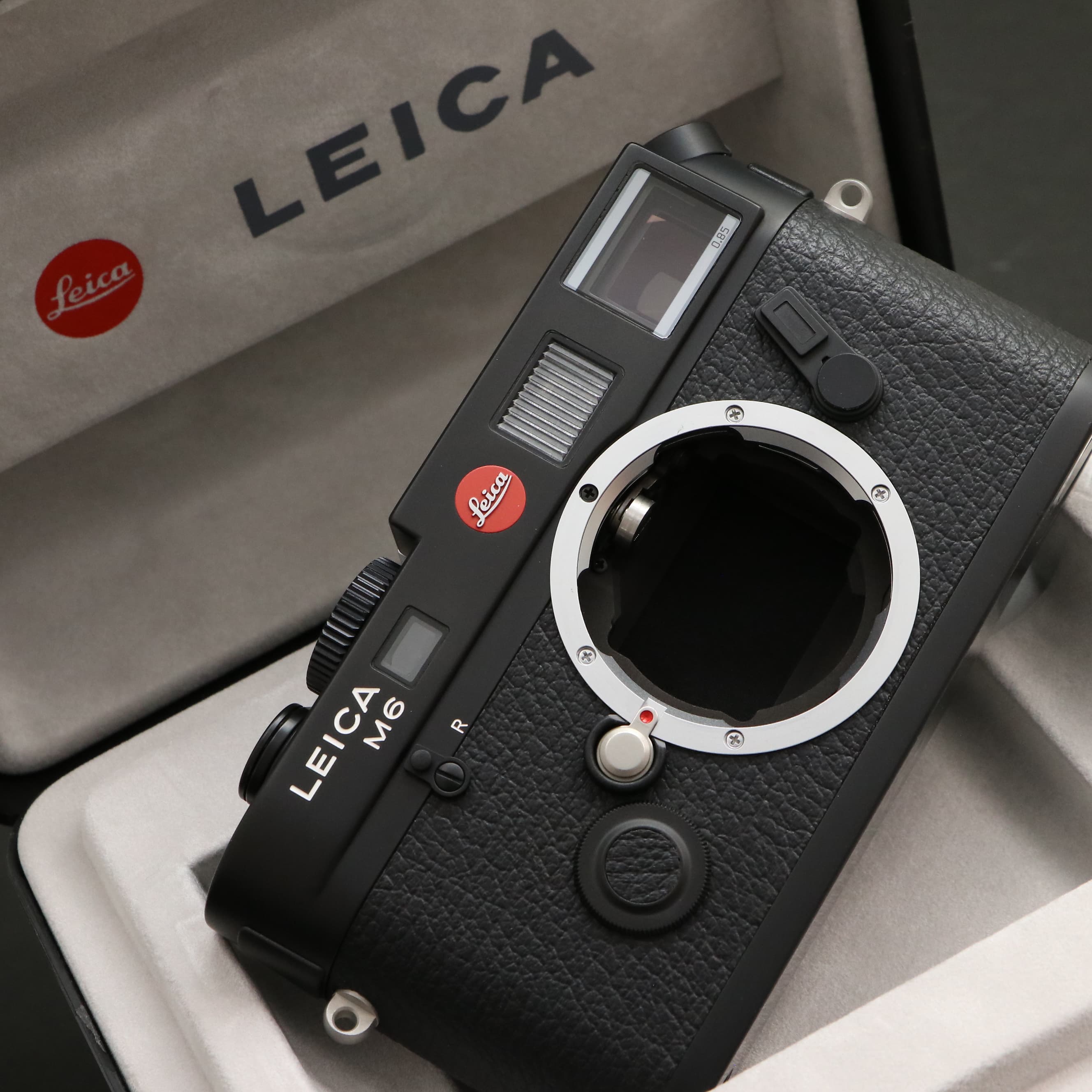 中古)Leica (ライカ) M6TTL 0.85 JAPAN 名称印刷 ブラック（商品ID