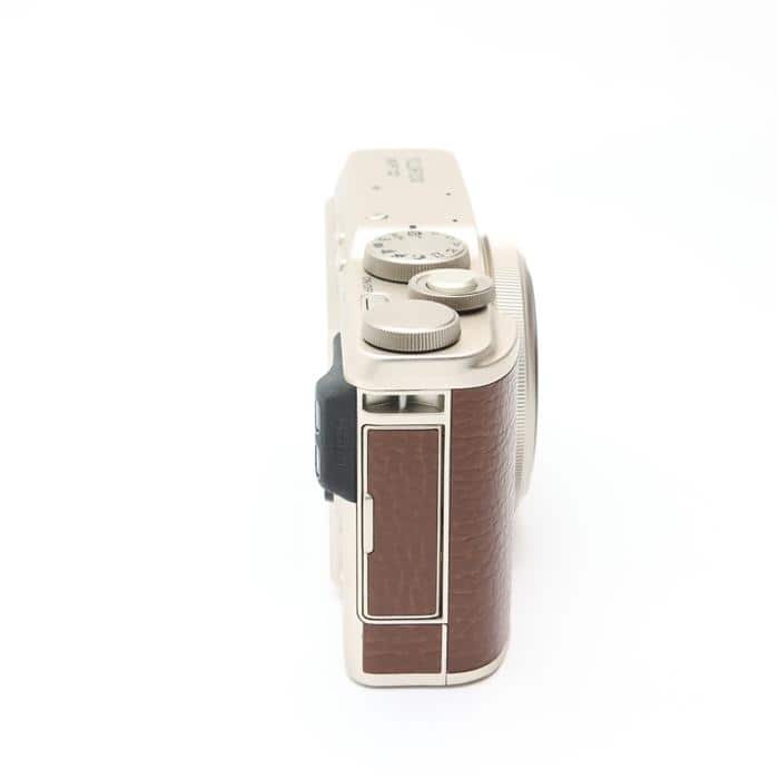 中古)FUJIFILM (フジフイルム) XF10 シャンパンゴールド（商品ID