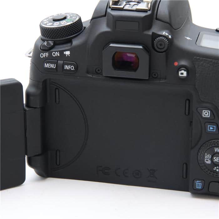 Canon EOS 8000D ダブルズームキット 動作確認済み ストロボ難あり