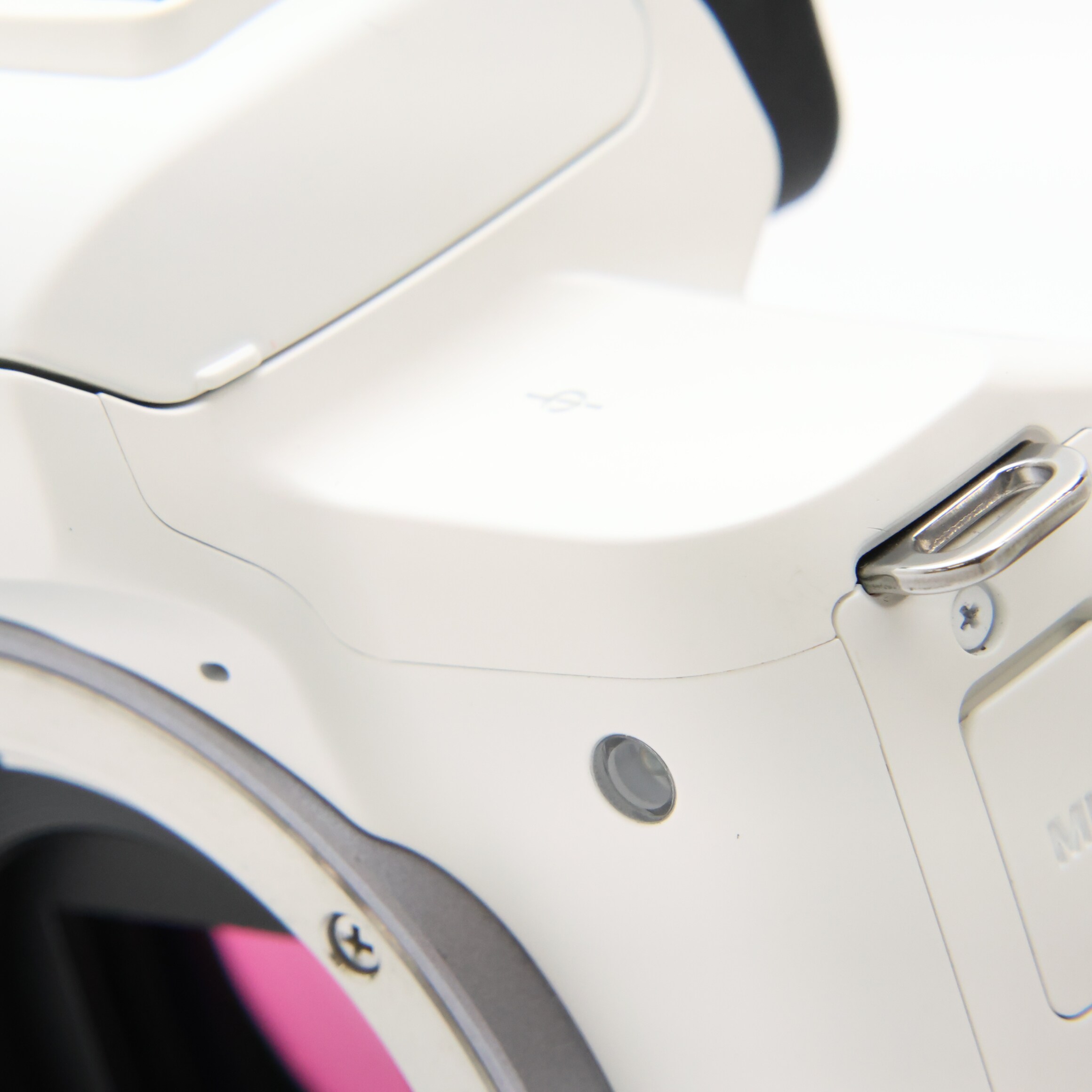 中古)Canon (キヤノン) EOS Kiss M2 ボディ ホワイト（商品ID