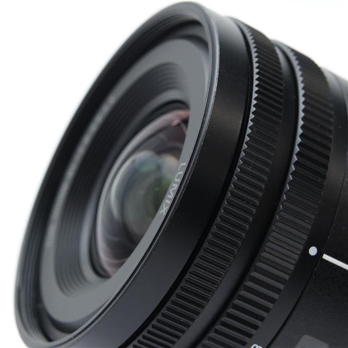 LUMIX S 18-40mm F4.5-6.3