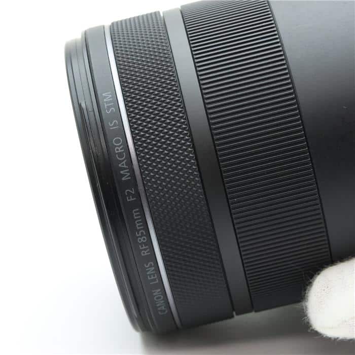 RF85mm F2 マクロ IS STM