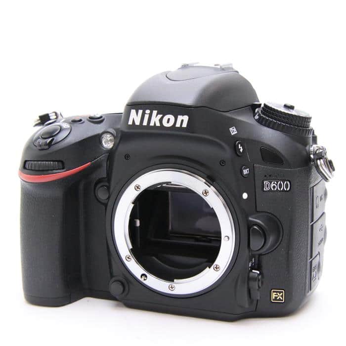 Nikon D600 ボディ FXフルサイズ 撮影可能/動作品ですが【ジャンク