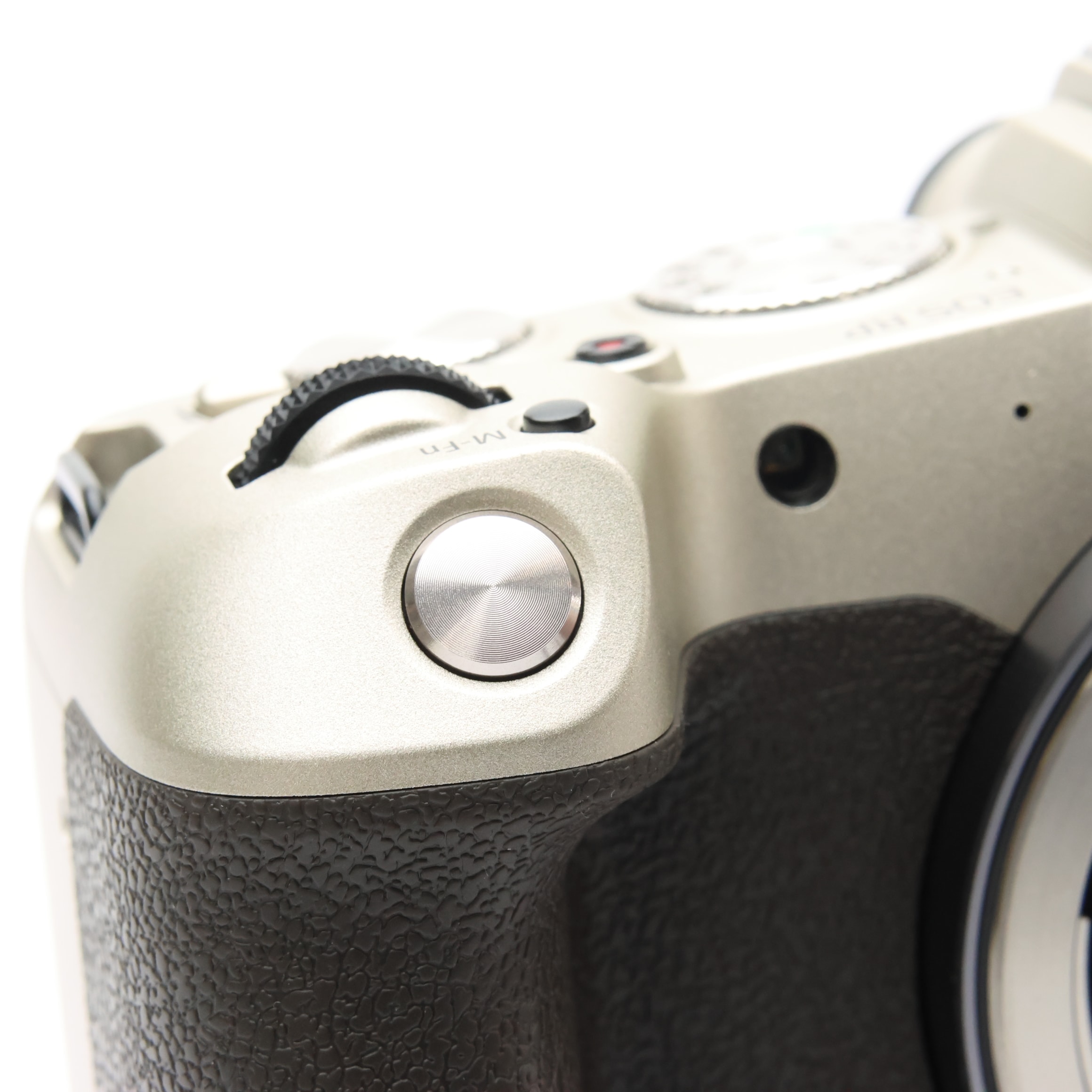 中古)Canon (キヤノン) EOS RP ボディ ゴールド（商品ID