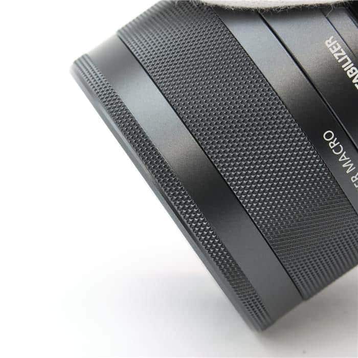 EF-M28mm F3.5 マクロ IS STM