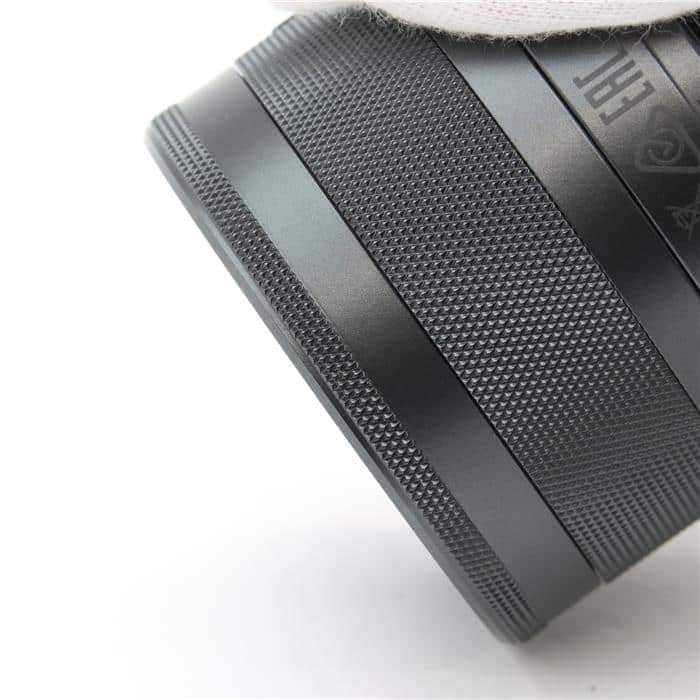 EF-M28mm F3.5 マクロ IS STM