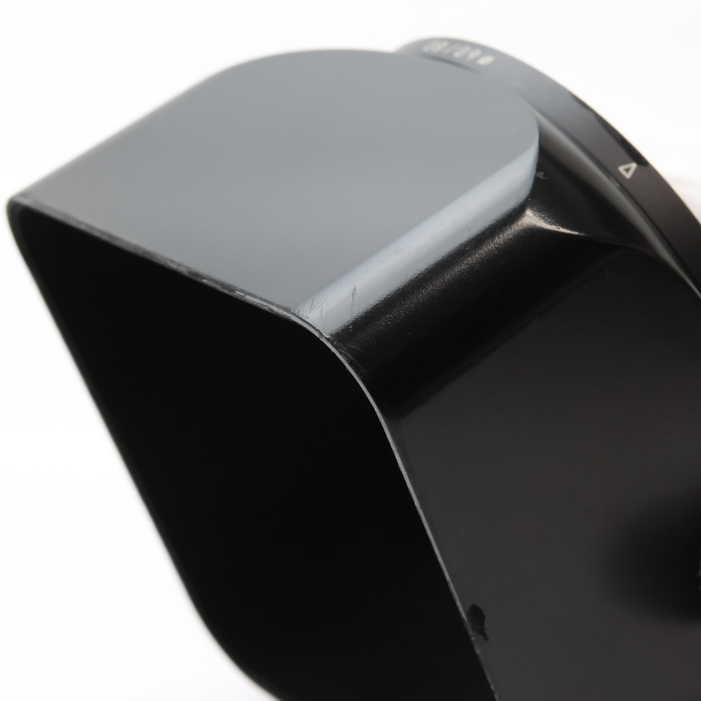 ハッセルブラッド レンズシェード』【中古】 （φ60-80 HASSELBLAD40670