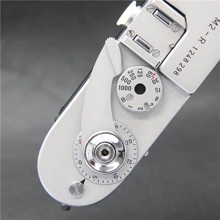 LEICA M2-R Silver Chrome R刻印入り LEICA M2-R Silver Chrome R刻印入り – まるかめら