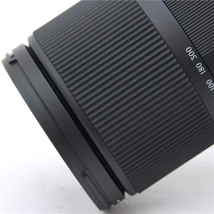 Contemporary 16-300mm F3.5-6.7 DC OS(キヤノンRF/APS-C用)