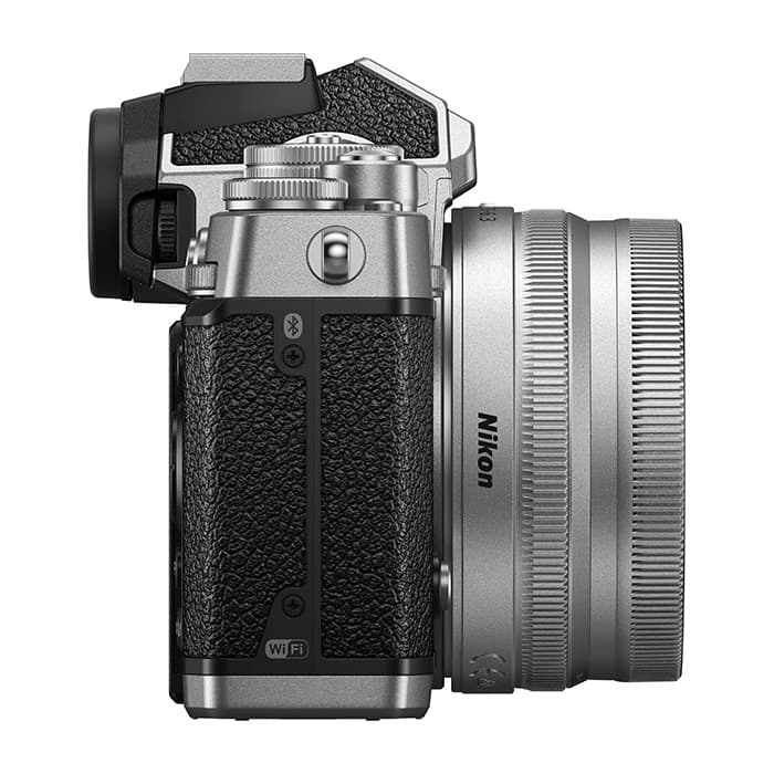 新品)Nikon (ニコン) Zfc 16-50 VR レンズキット シルバー（商品ID