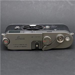 1ページ目 | Leica (ライカ) レンジファインダーボディ Mの交換