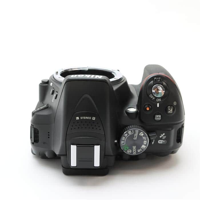 Nikon D5300☆スマホに転送できるWiFi機能つき一眼レフ☆4249