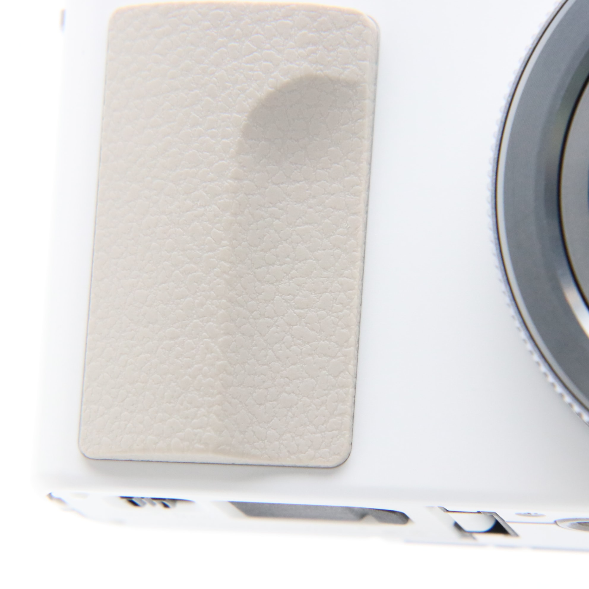 中古)Panasonic (パナソニック) LUMIX DC-TZ95D ホワイト（商品ID