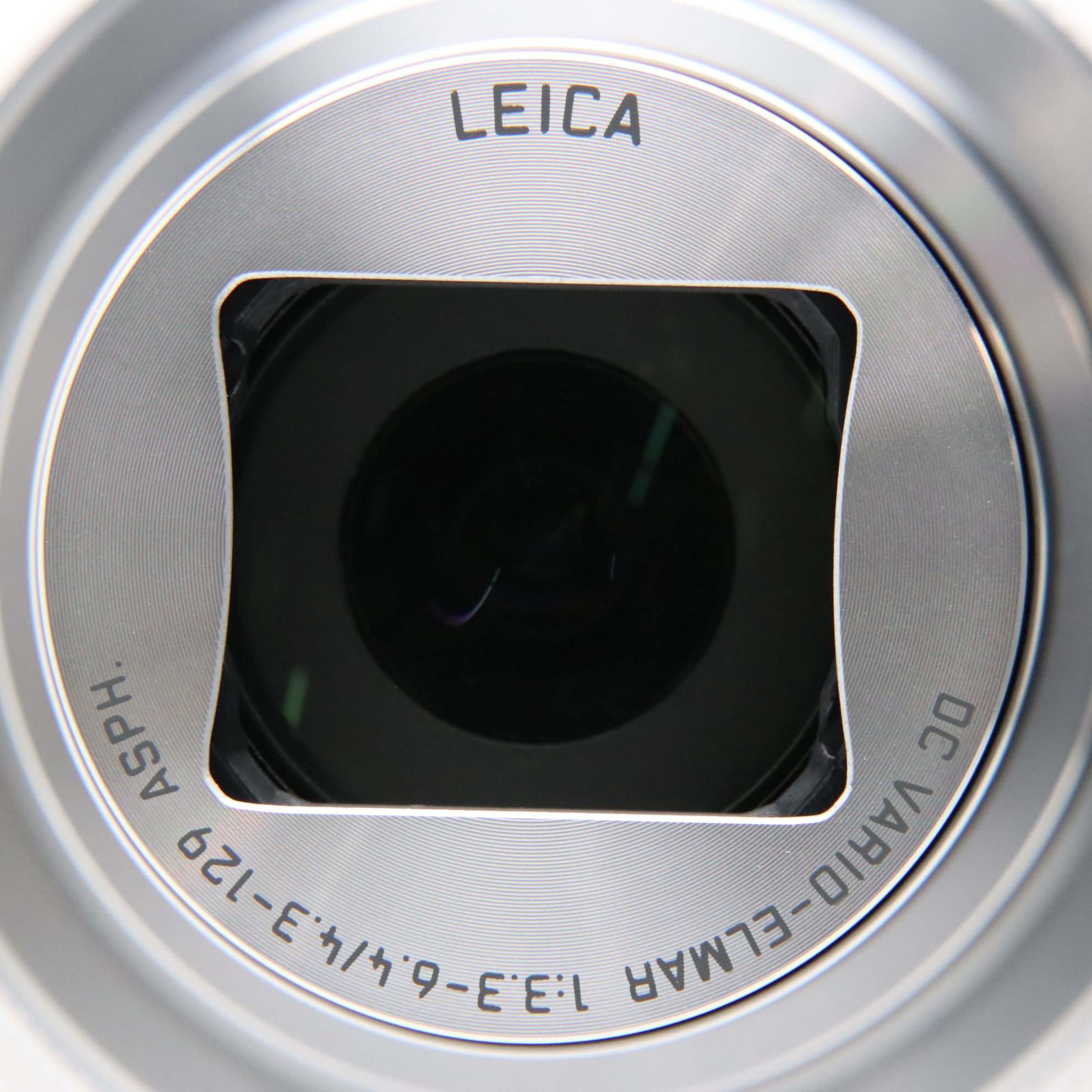 中古)Panasonic (パナソニック) LUMIX DC-TZ95D ホワイト（商品ID