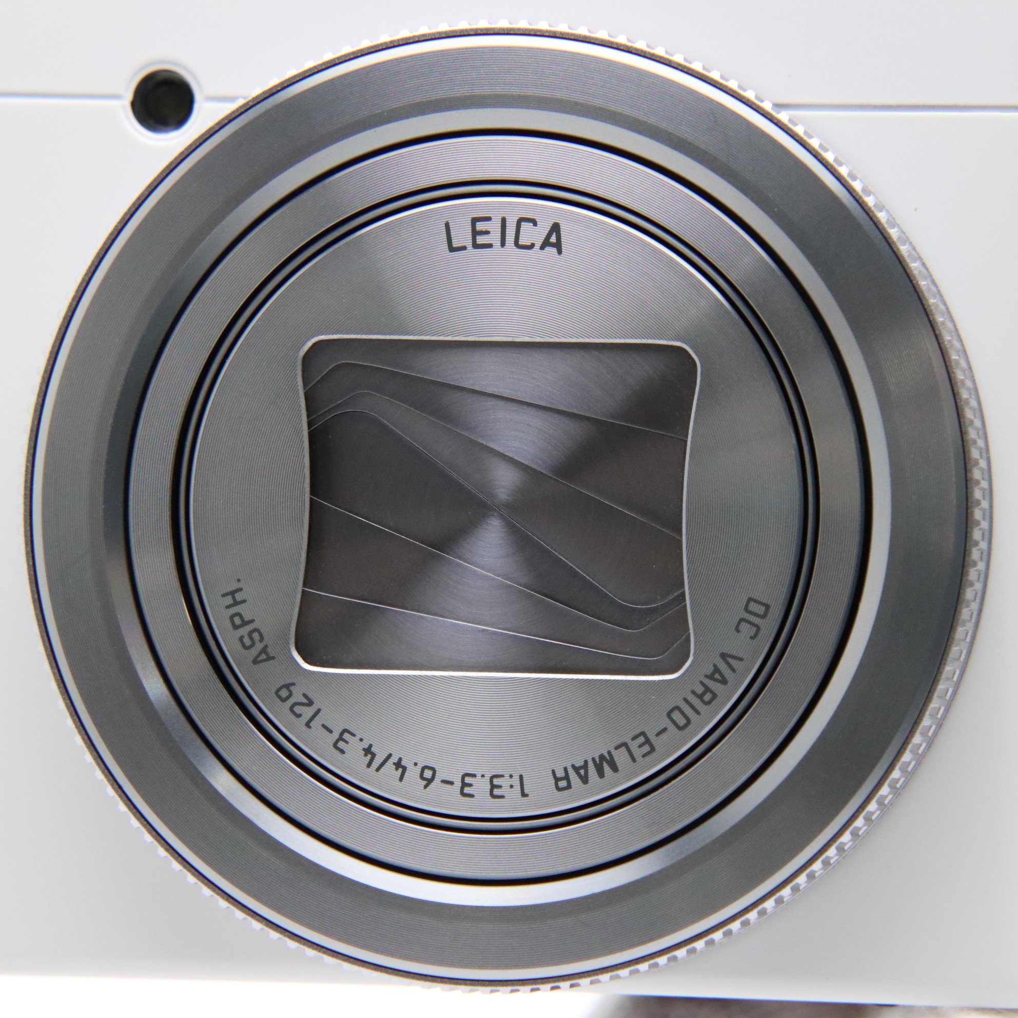 中古)Panasonic (パナソニック) LUMIX DC-TZ95D ホワイト（商品ID