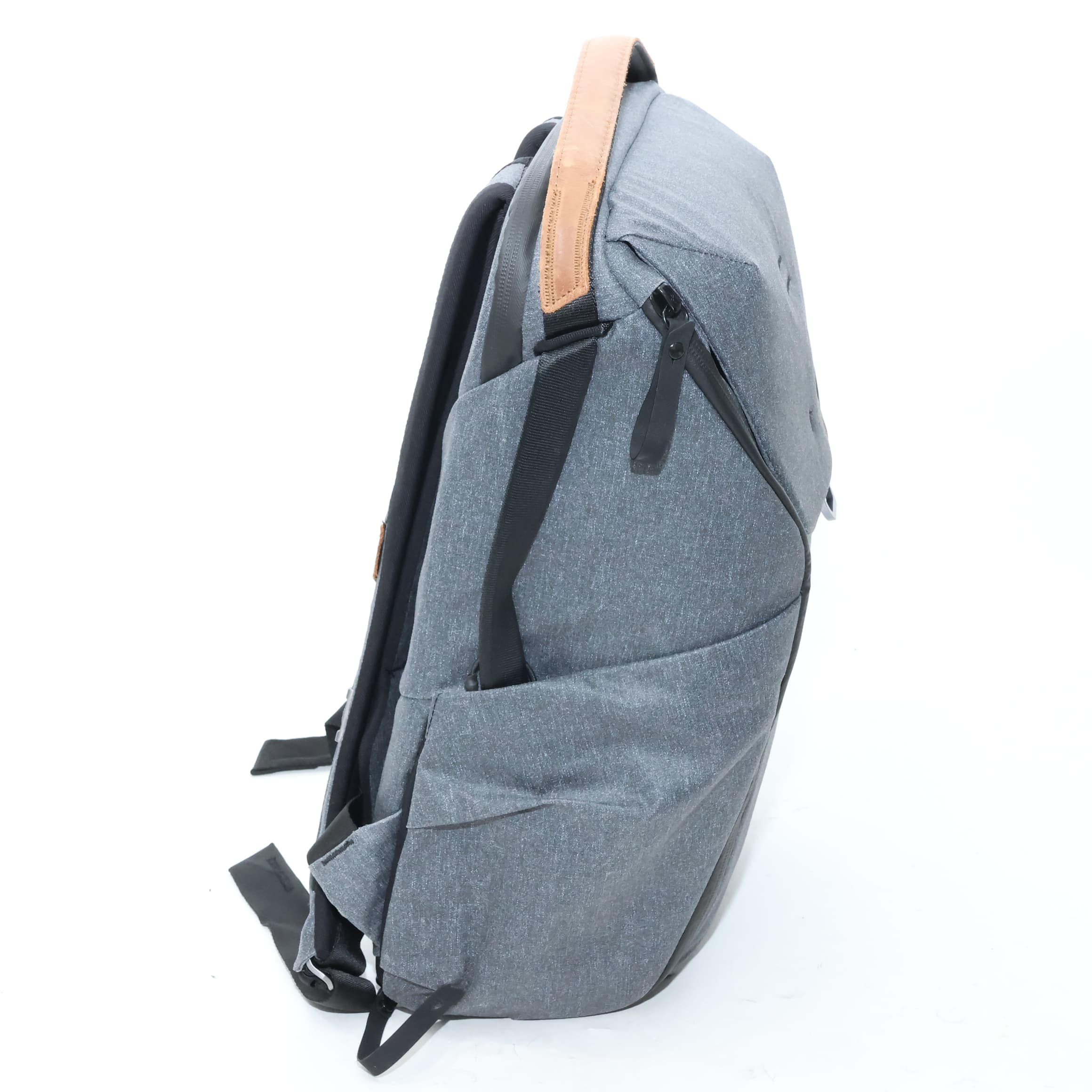 中古)peak design (ピークデザイン) エブリデイバックパック 20L V2