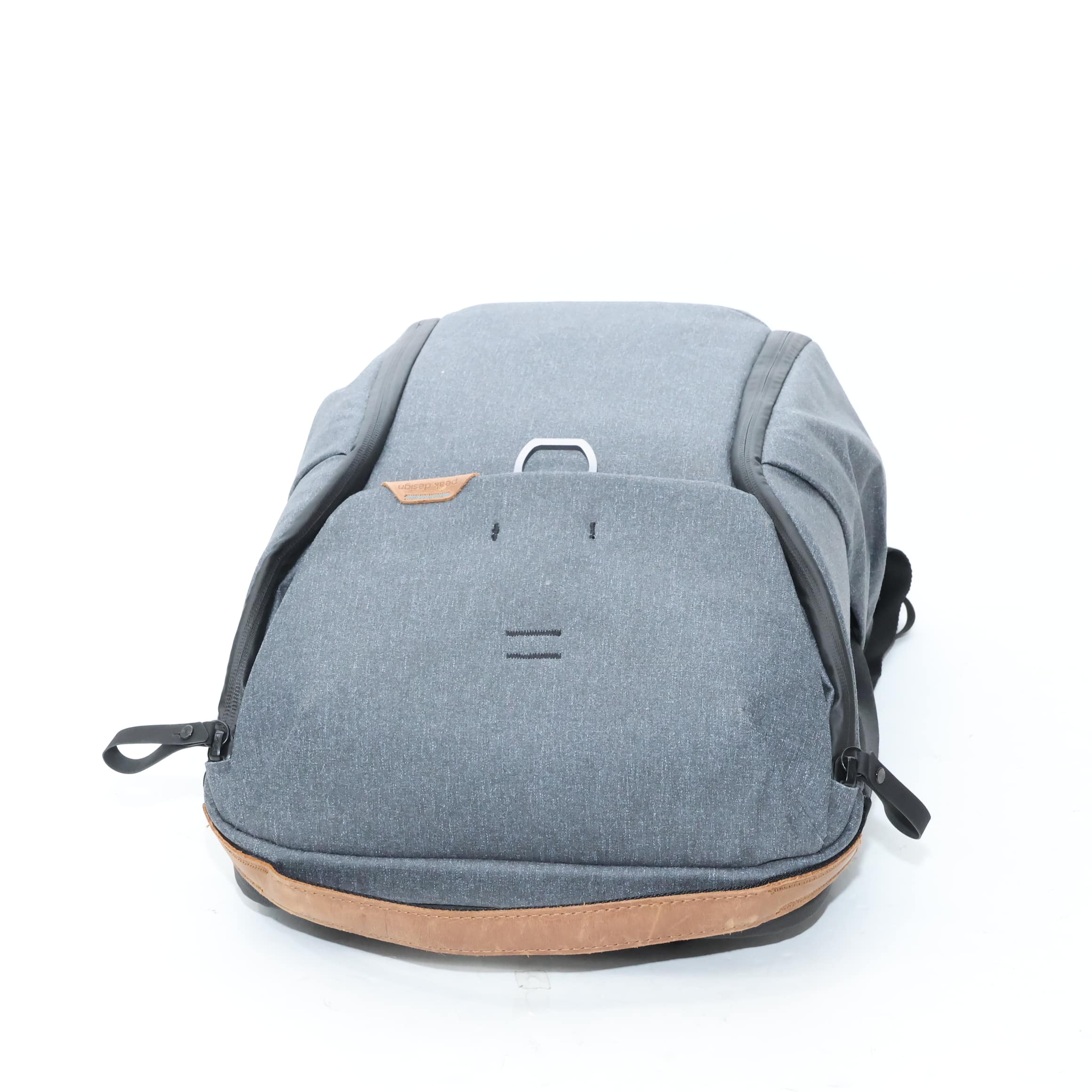 中古)peak design (ピークデザイン) エブリデイバックパック 20L V2 