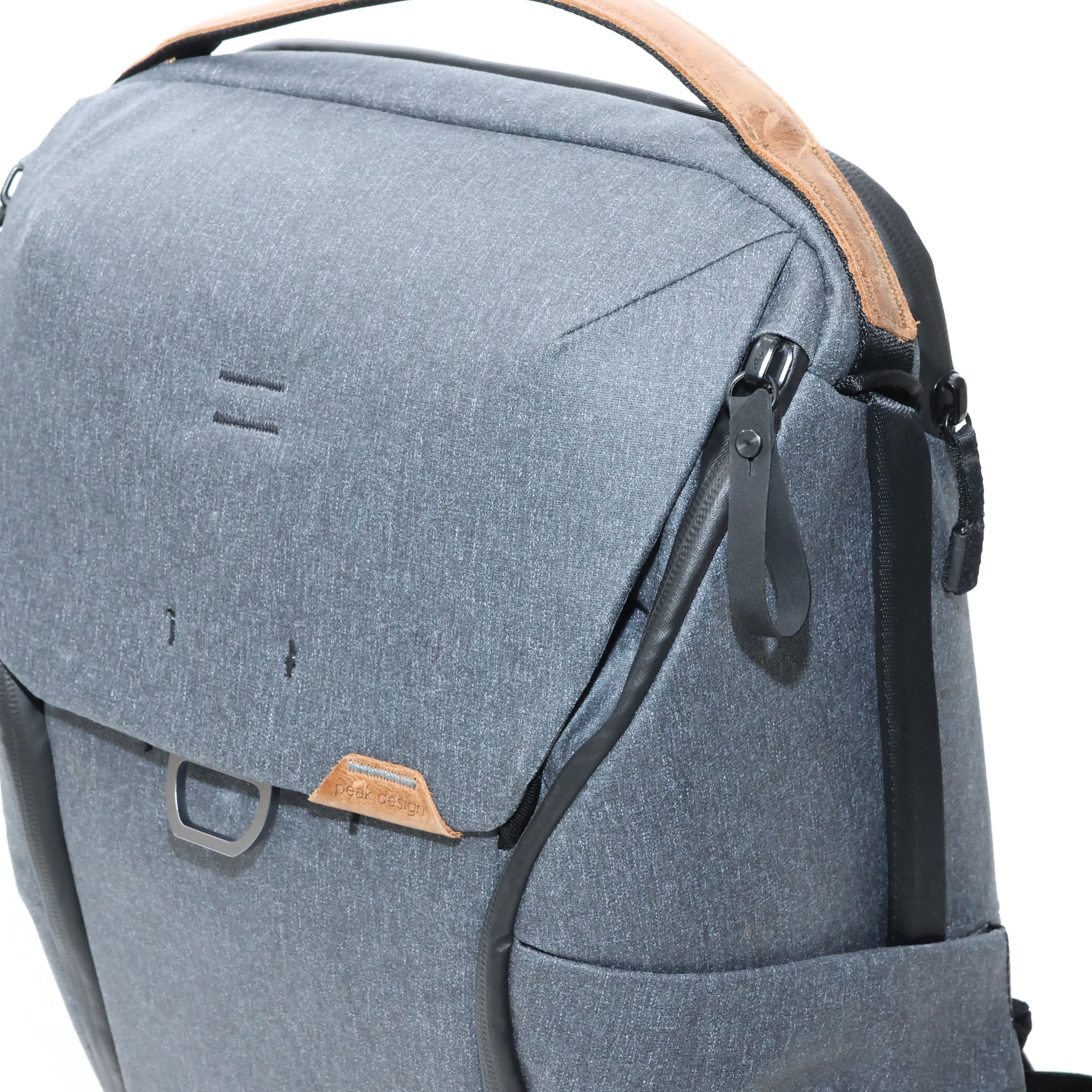 中古)peak design (ピークデザイン) エブリデイバックパック 20L V2