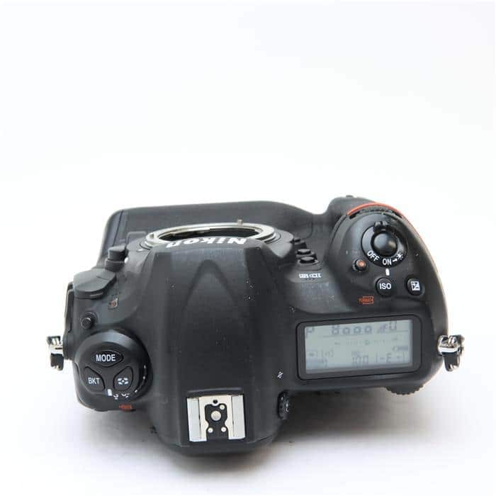 Nikon - 美品　Nikon　D5　XQDタイプ　ボディ　ショット数48485回　付属多数 中古】Nikon ニコン D5 XQD-Type デジタル一眼レフカメラ 元箱