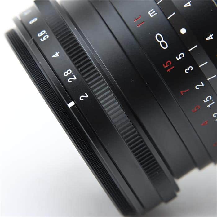 ULTRON 28mm F2 VM(ライカM用)