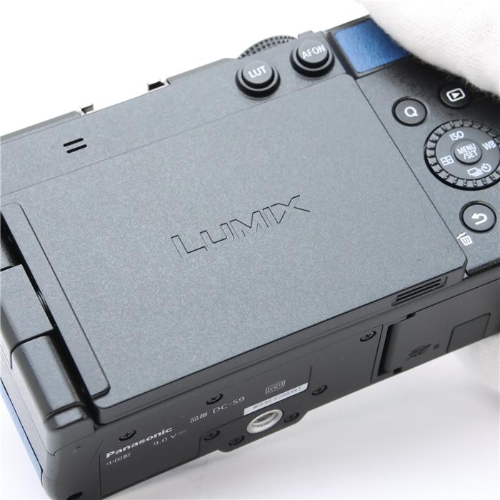 中古)Panasonic (パナソニック) LUMIX S9 ボディ DC-S9-K エクステリア