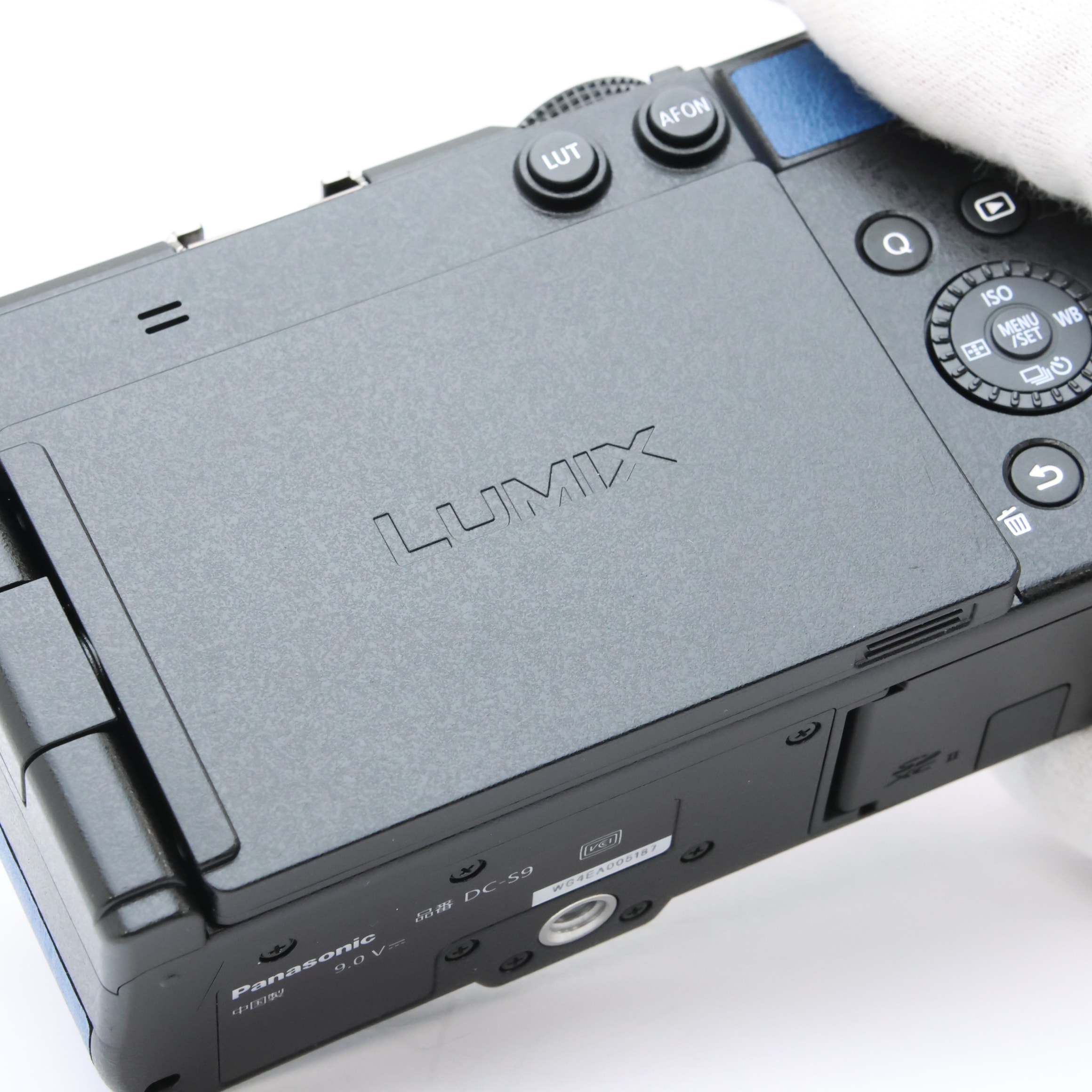 中古)Panasonic (パナソニック) LUMIX S9 ボディ DC-S9-K エクステリア