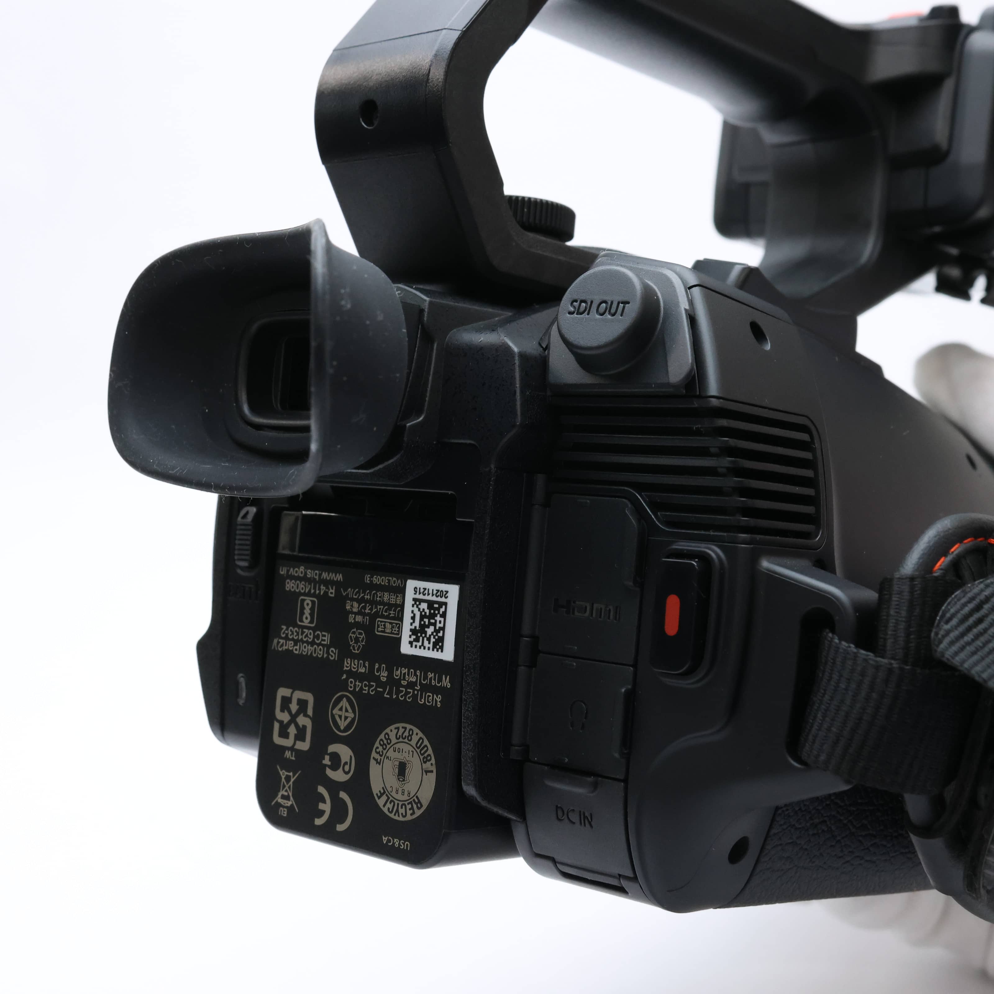 中古)Panasonic (パナソニック) デジタル4Kビデオカメラ HC-X2000