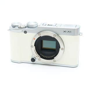 デジタルカメラ FUJIFILM X-A1 富士フイルム、エントリー向けのAPS-Cミラーレス一眼「FUJIFILM