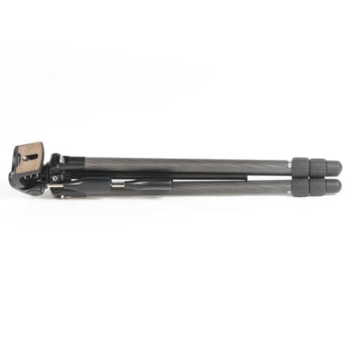 新品)SLIK (スリック) 中型カーボン3段三脚 ライトカーボン E83 新品)SLIK (スリック) 中型カーボン3段三脚 ライトカーボン E83