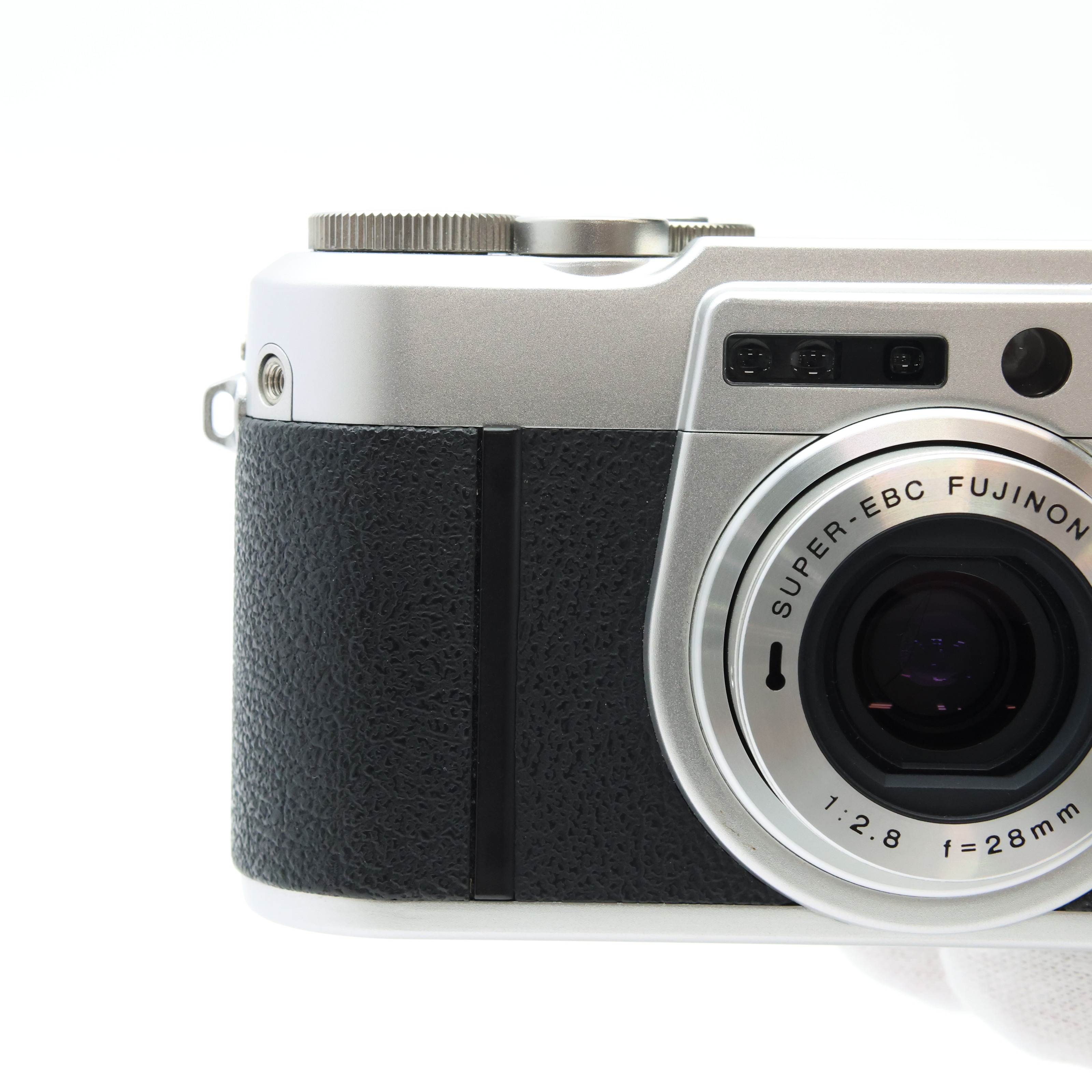 【中古品】富士フイルム KLASSE W コンパクトカメラ〈値引不可〉 中古)FUJIFILM (フジフイルム) KLASSE W（商品ID：3717022837404）詳細