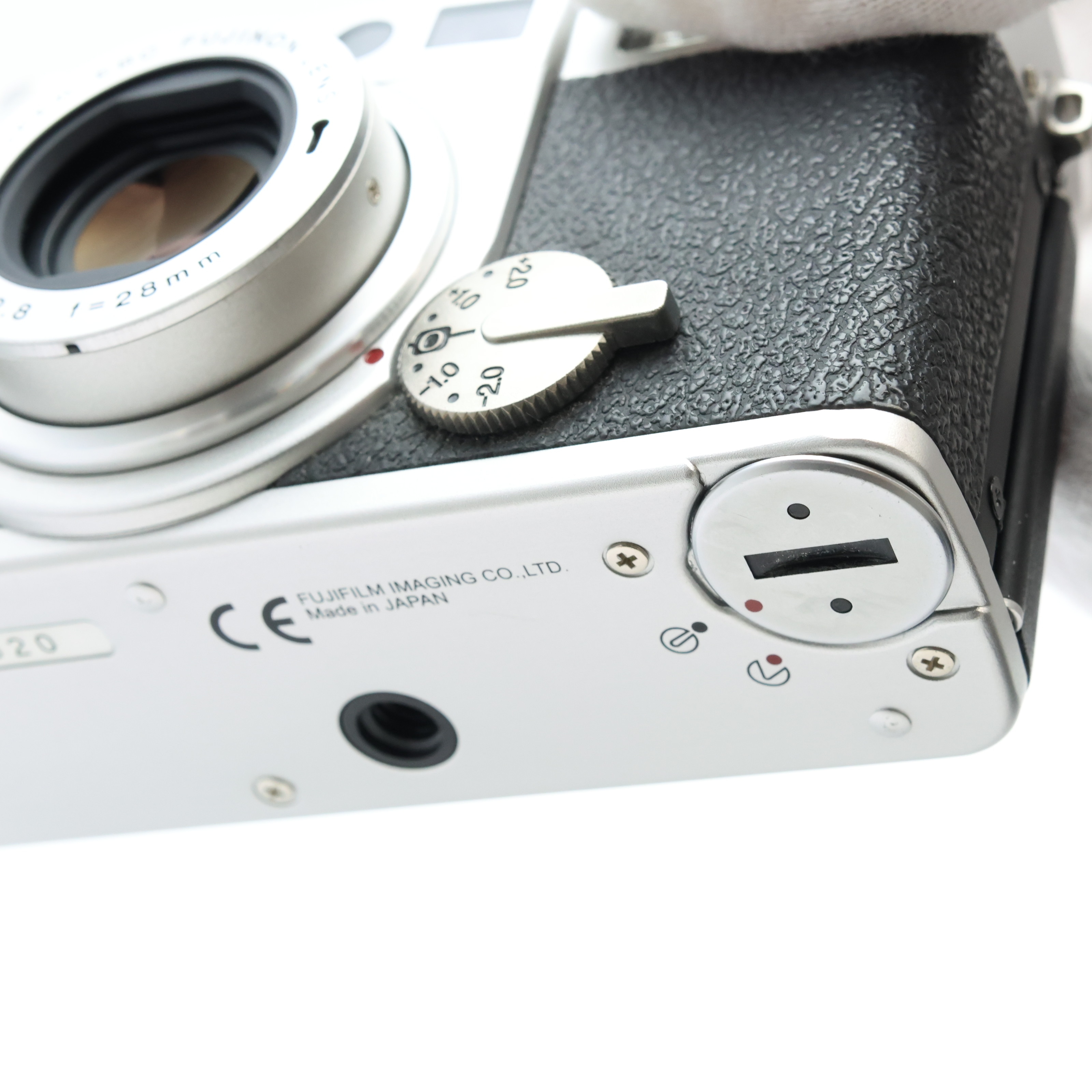 中古)FUJIFILM (フジフイルム) KLASSE W（商品ID：3717022837404）詳細
