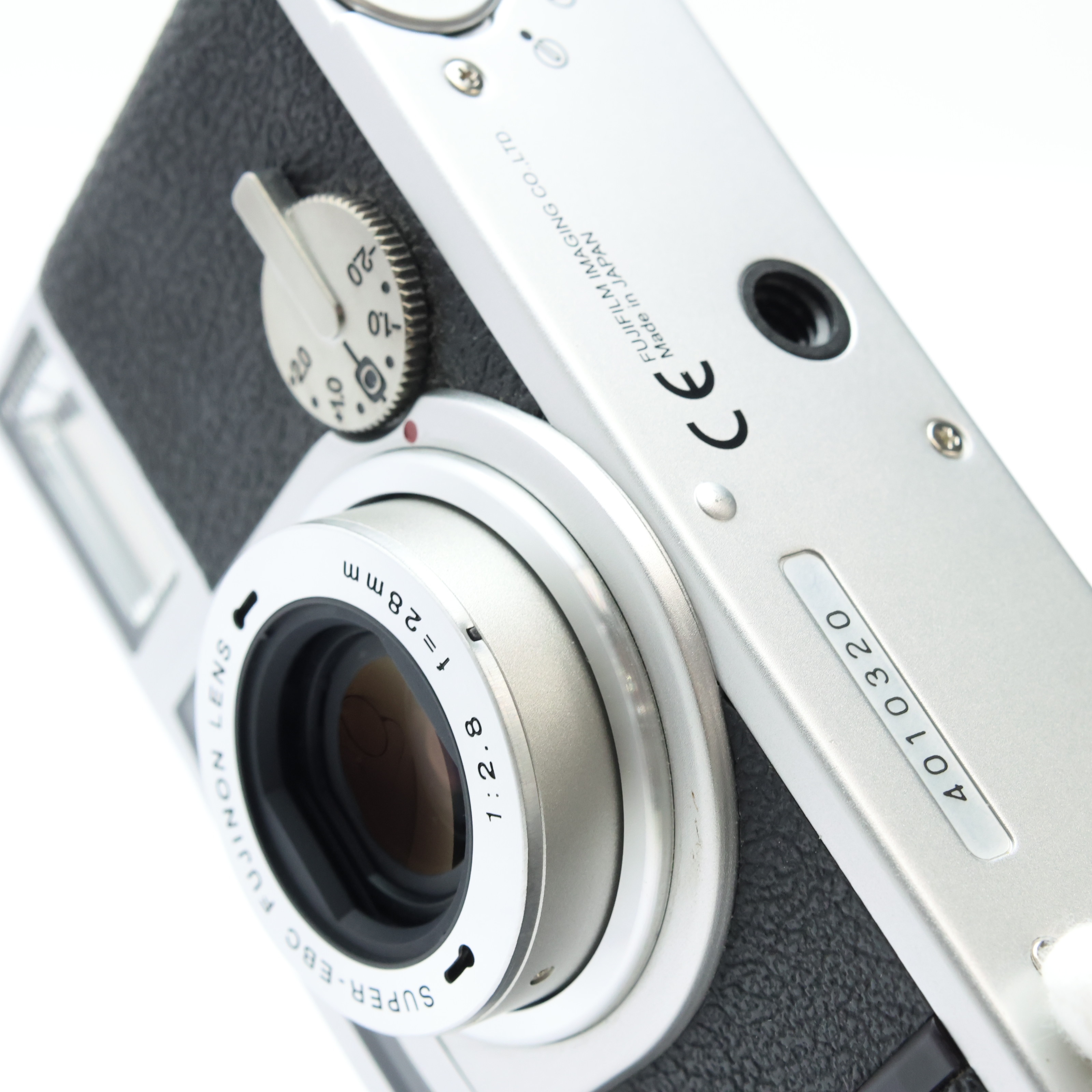 中古)FUJIFILM (フジフイルム) KLASSE W（商品ID：3717022837404）詳細