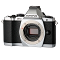 OLYMPUS (オリンパス) OM-D E-M5 ボディ シルバー